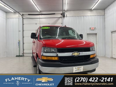 2024 Chevrolet Express Passenger 3500 1LT