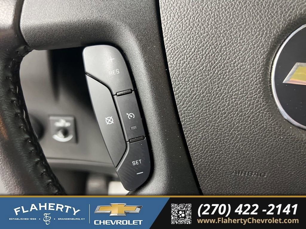 2024 Chevrolet Express Passenger 3500 1LT