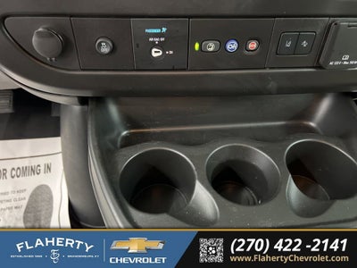 2024 Chevrolet Express Passenger 3500 1LT