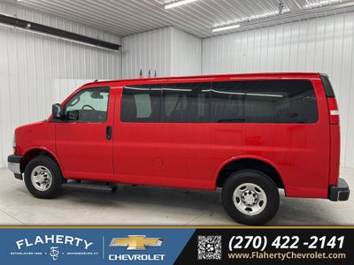 2024 Chevrolet Express Passenger 3500 1LT