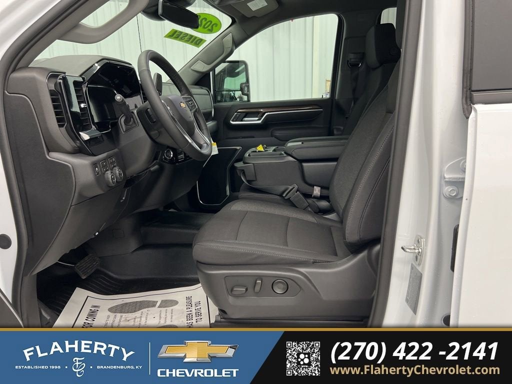 2026 Chevrolet Silverado 3500 HD Chassis Cab LT
