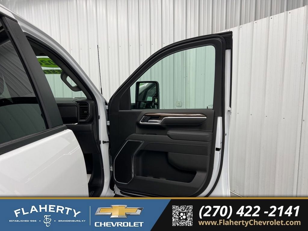2026 Chevrolet Silverado 3500 HD Chassis Cab LT