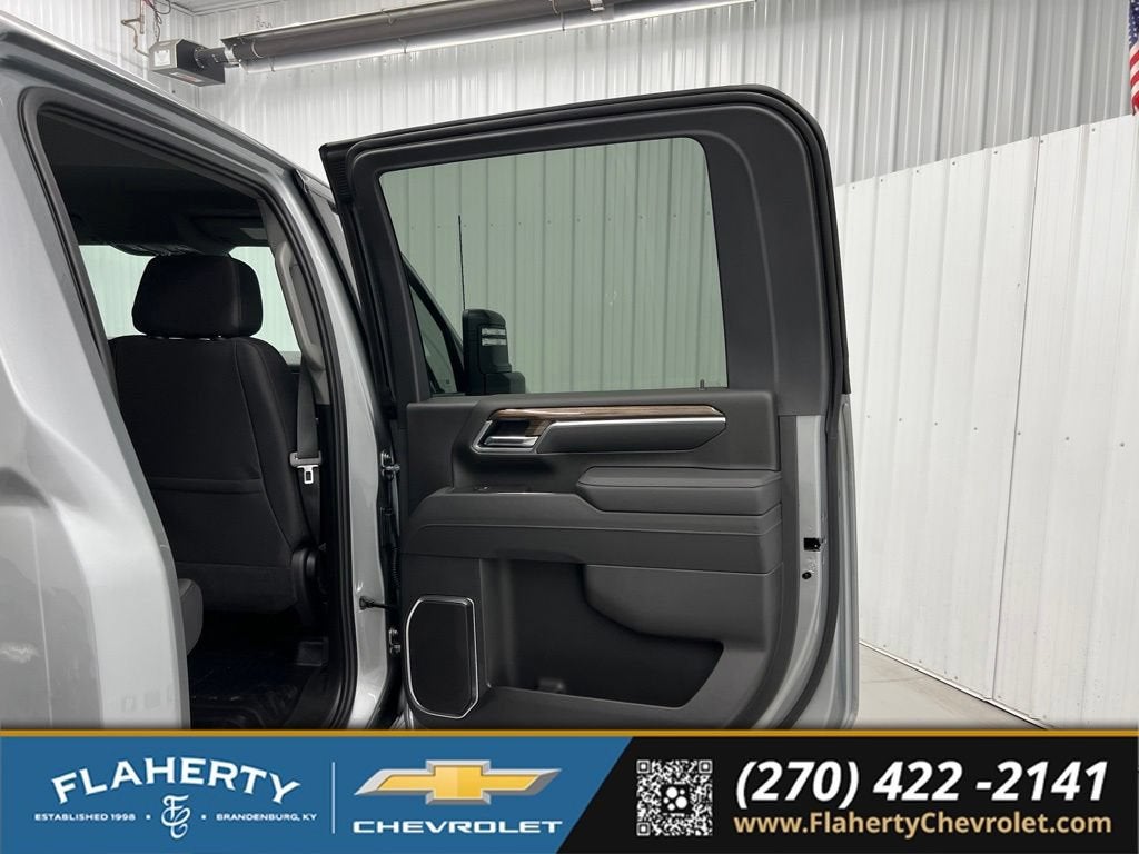 2026 Chevrolet Silverado 3500 HD LT - Photo 12