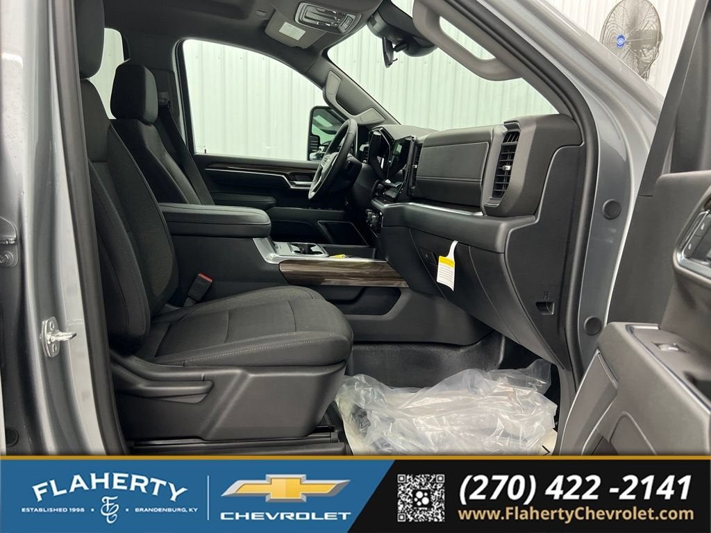 2026 Chevrolet Silverado 3500 HD LT - Photo 15