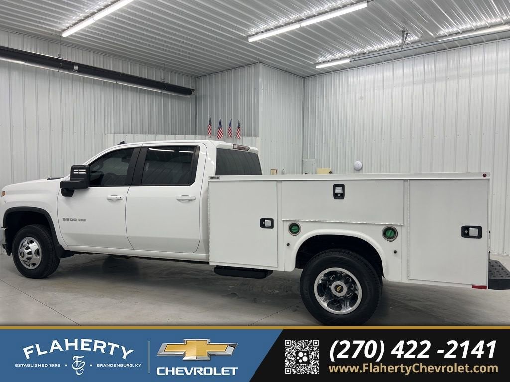 2022 Chevrolet Silverado 3500 HD Chassis Cab LT