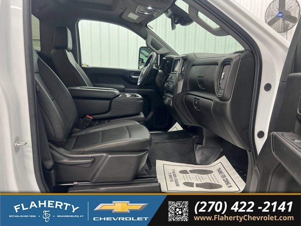 2025 Chevrolet Silverado 2500HD Work Truck - Photo 11