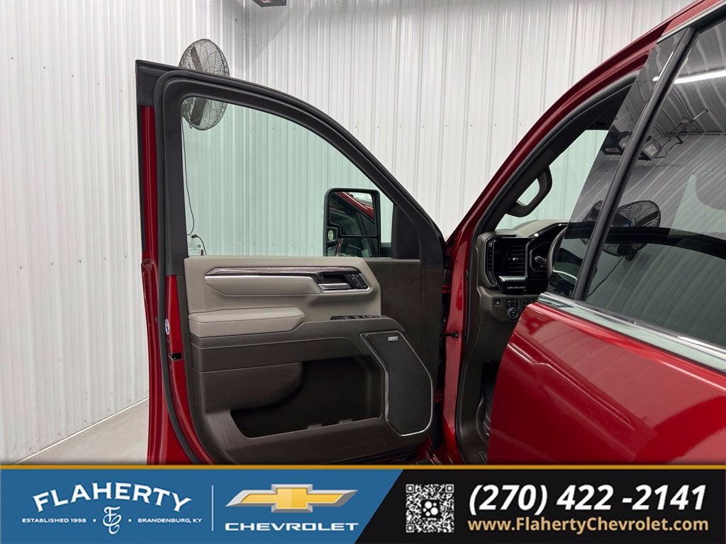 2025 Chevrolet Silverado 3500 HD LTZ