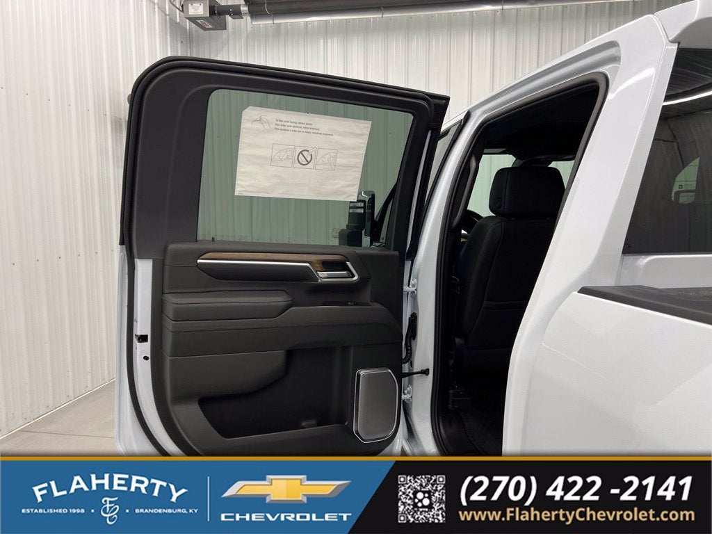 2026 Chevrolet Silverado 3500 HD High Country DRW