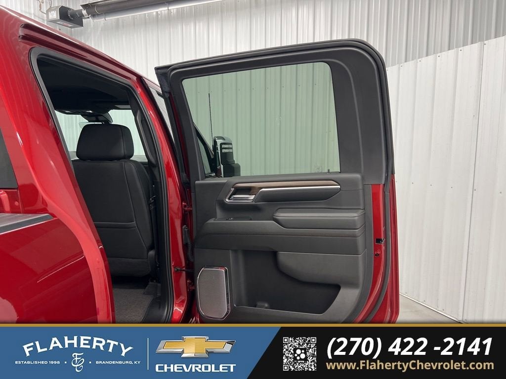 2025 Chevrolet Silverado 3500 HD High Country DRW