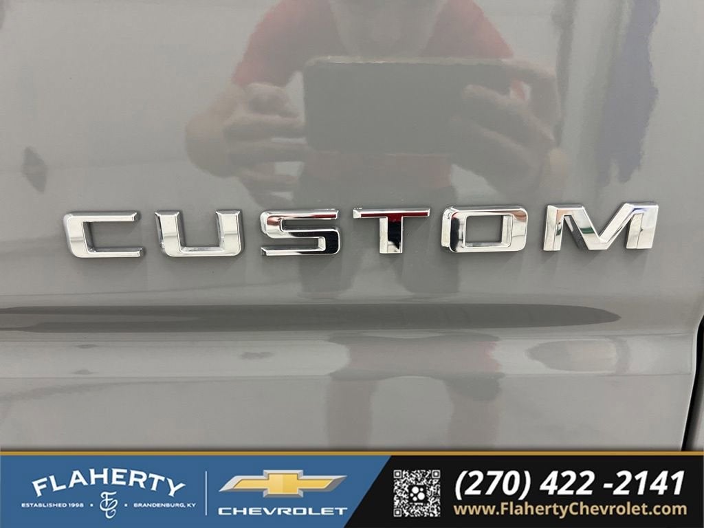 2025 Chevrolet Silverado 1500 Custom