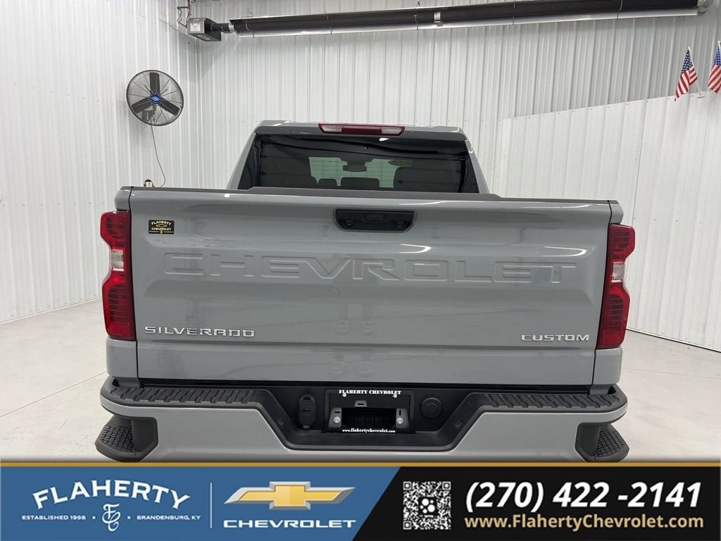 2025 Chevrolet Silverado 1500 Custom