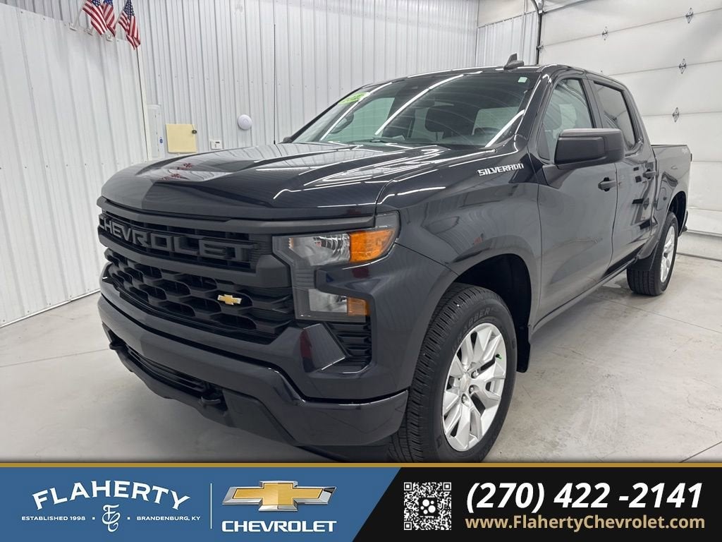 2023 Chevrolet Silverado 1500 Custom
