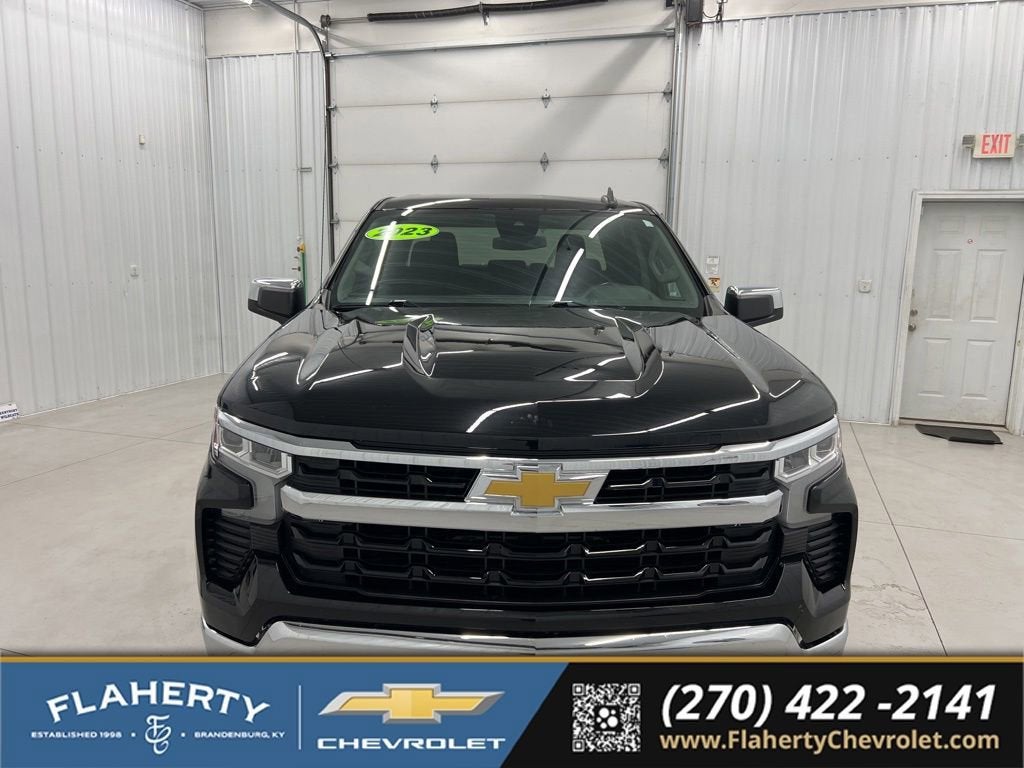 2023 Chevrolet Silverado 1500 LT (2FL)