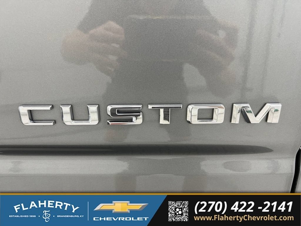 2025 Chevrolet Silverado 1500 Custom
