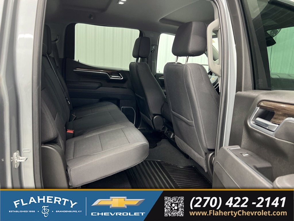 2025 Chevrolet Silverado 1500 LT (2FL)
