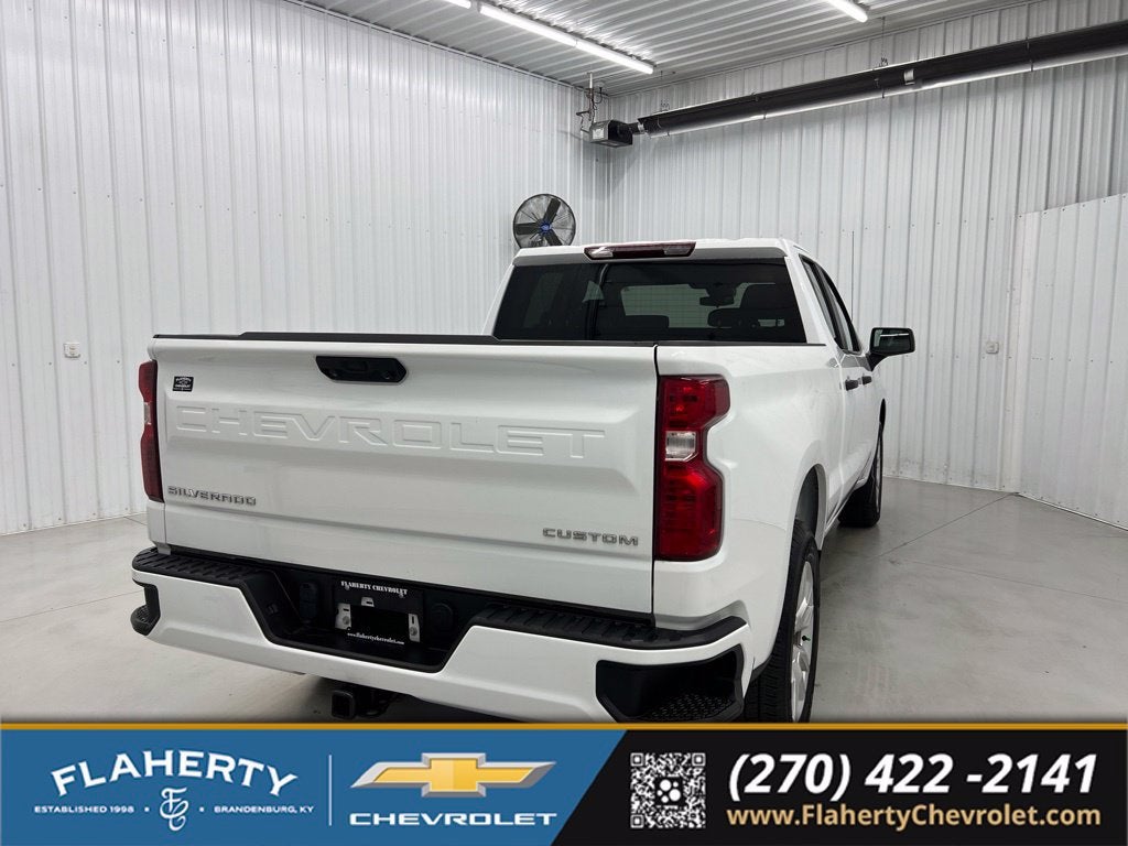 2023 Chevrolet Silverado 1500 Custom