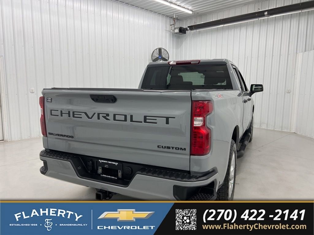 2024 Chevrolet Silverado 1500 Custom