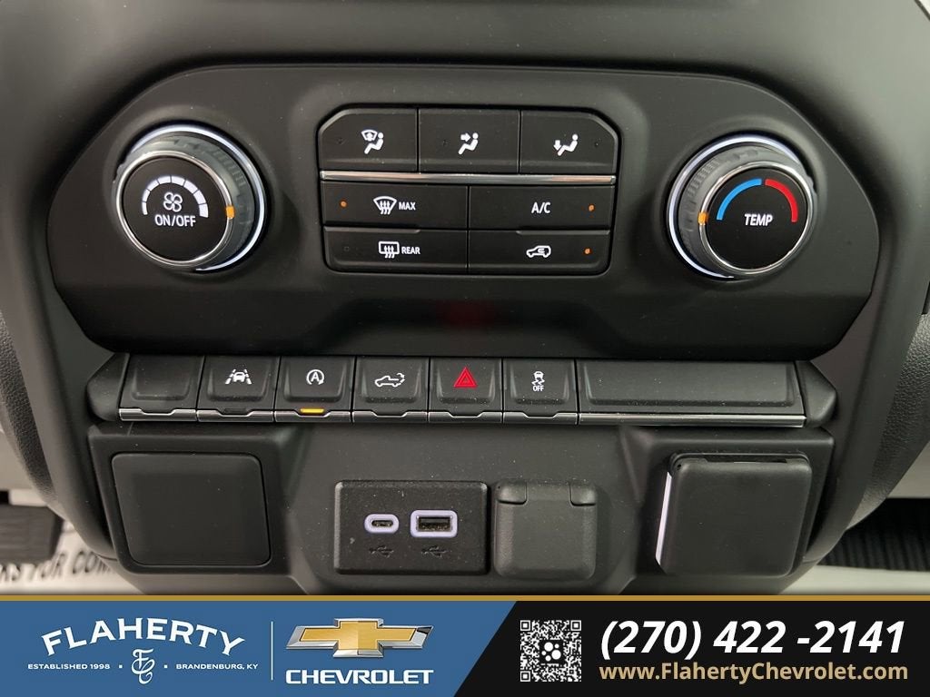 2024 Chevrolet Silverado 1500 Custom