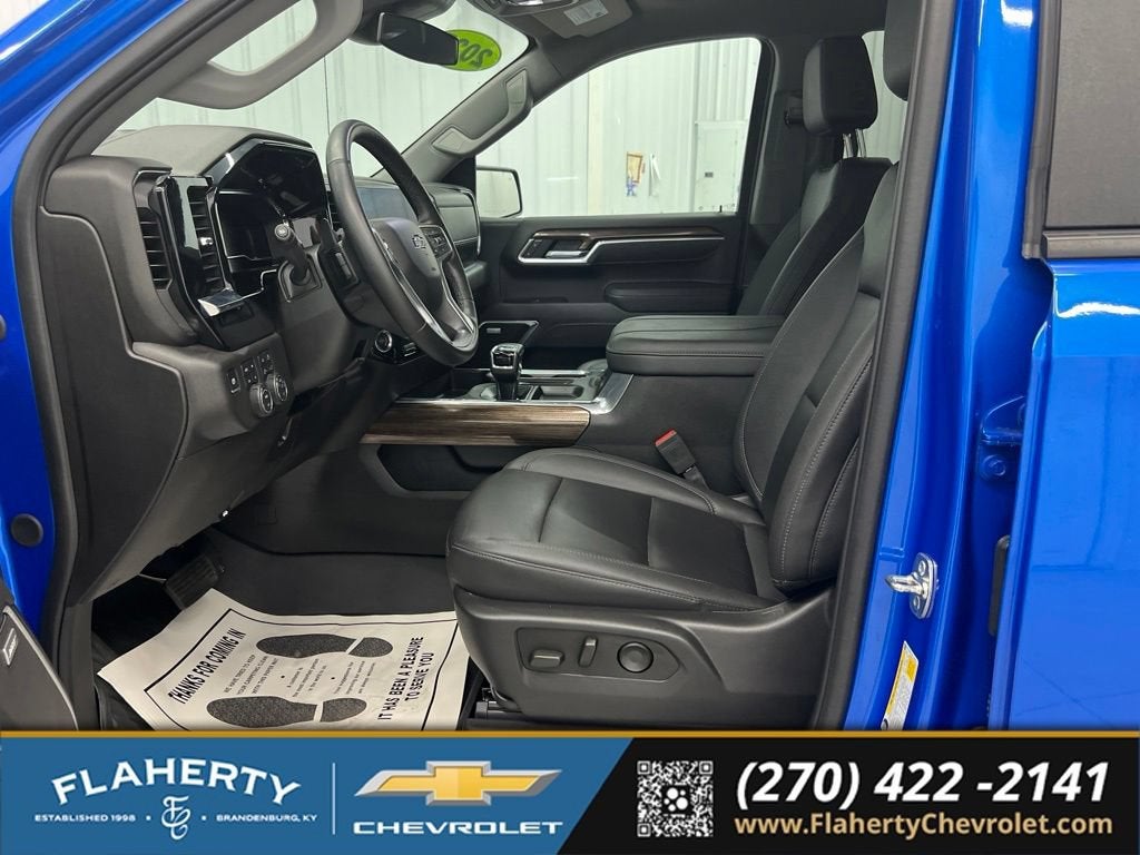 2025 Chevrolet Silverado 1500 RST