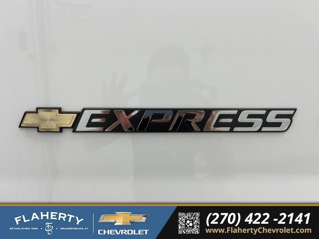 2026 Chevrolet Express Cargo WT