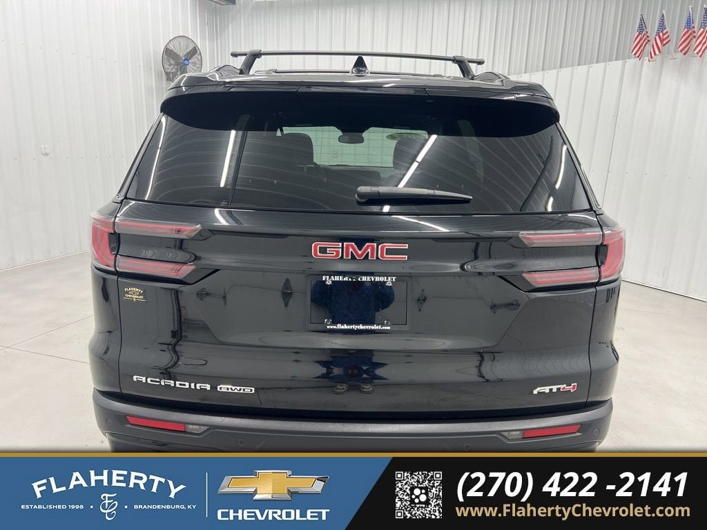 2024 GMC Acadia AT4