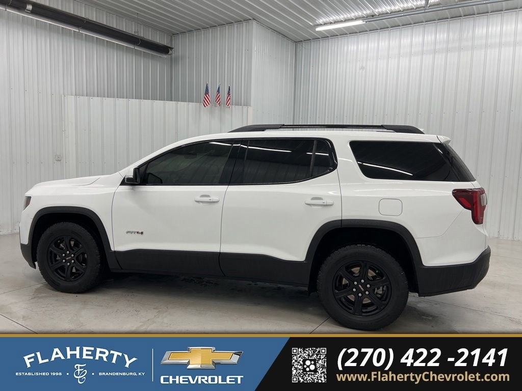2021 GMC Acadia AT4