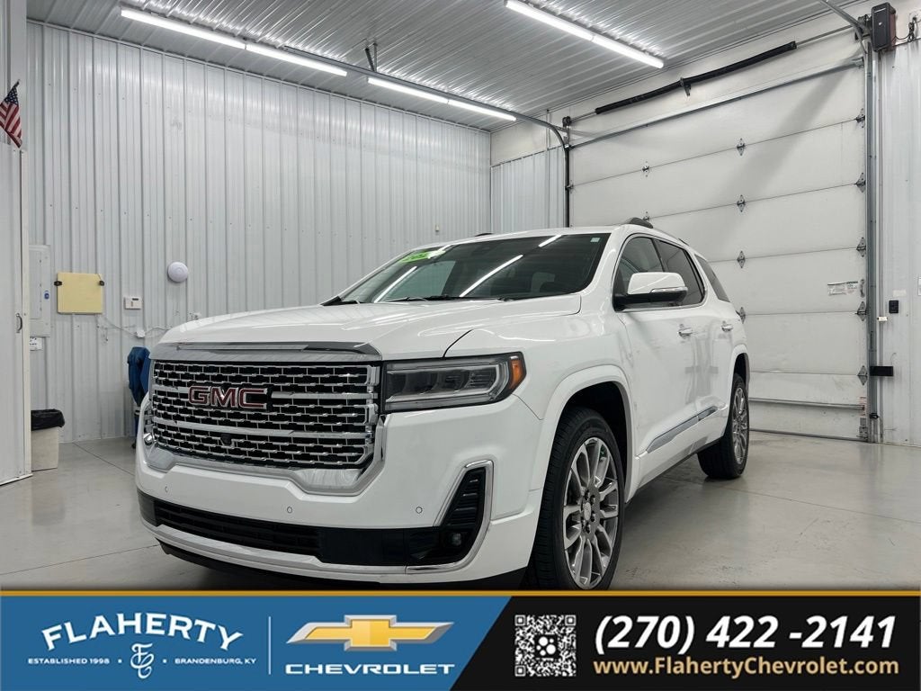 2023 GMC Acadia Denali