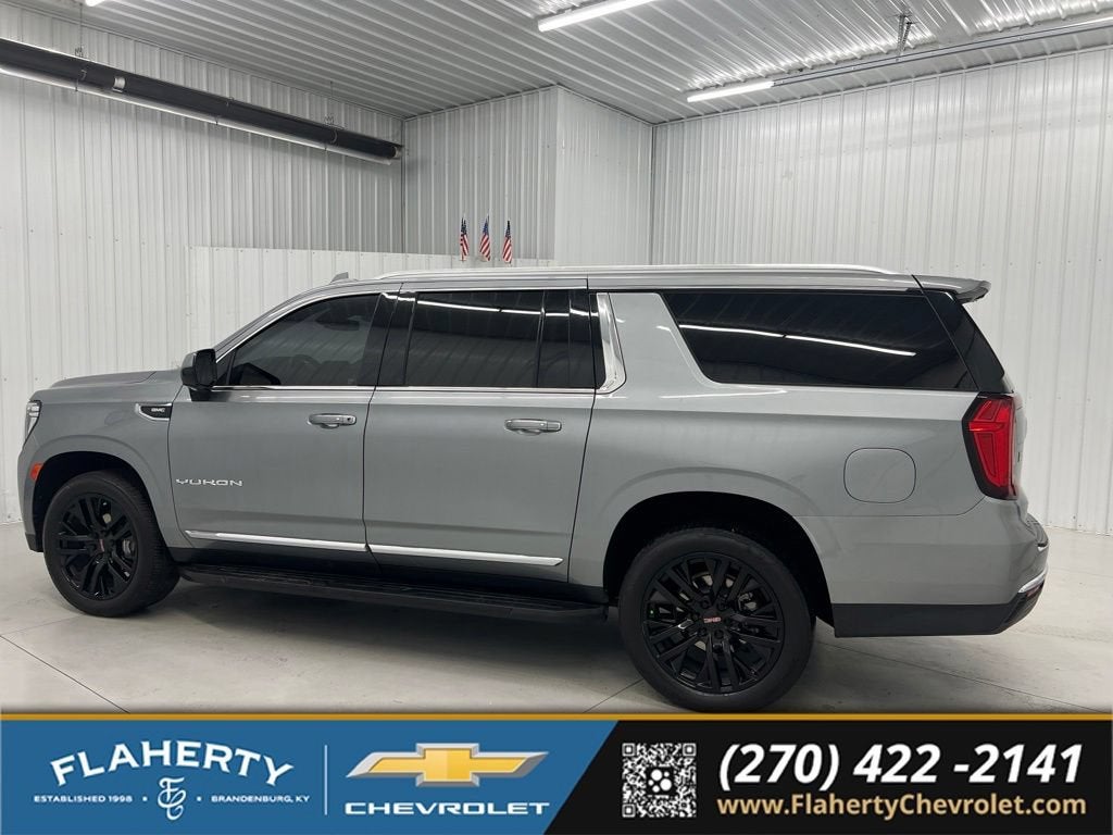 2023 GMC Yukon XL SLT