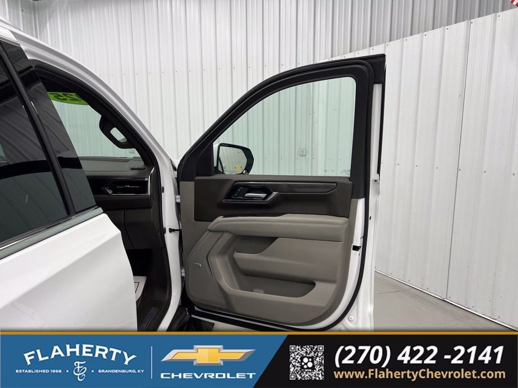 2025 GMC Yukon XL Elevation