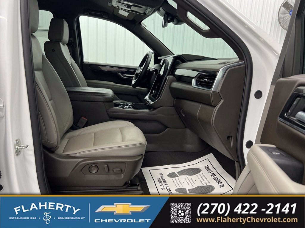 2025 GMC Yukon XL Elevation