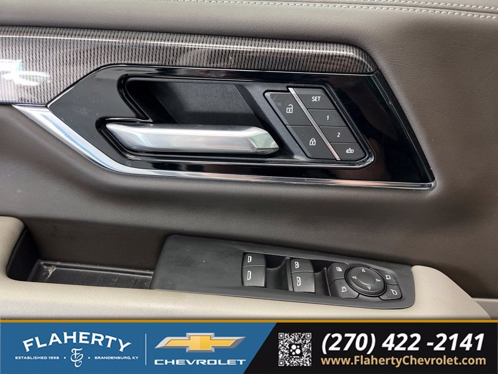 2025 GMC Yukon XL Elevation