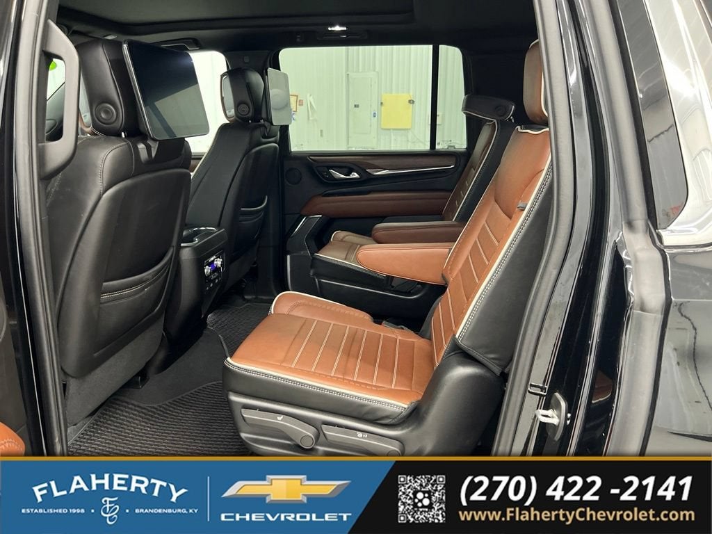 2023 GMC Yukon XL Denali Ultimate