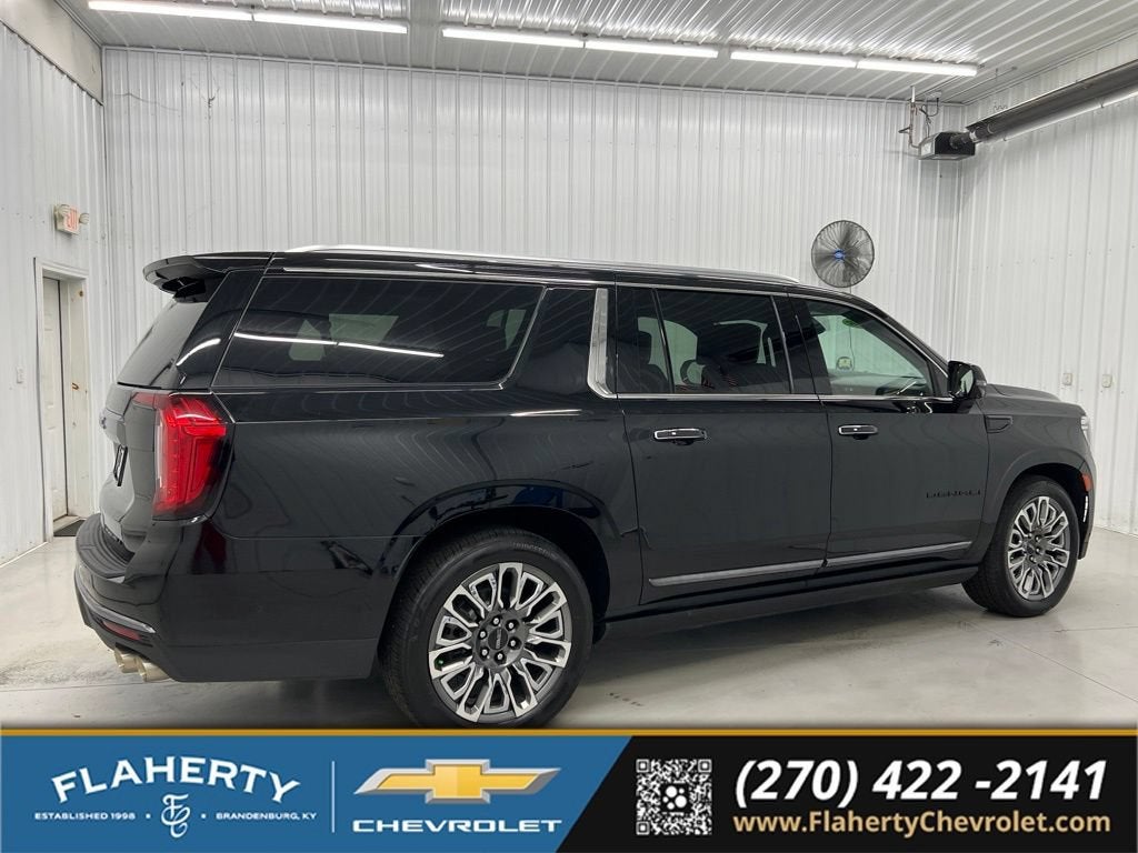 2023 GMC Yukon XL Denali Ultimate