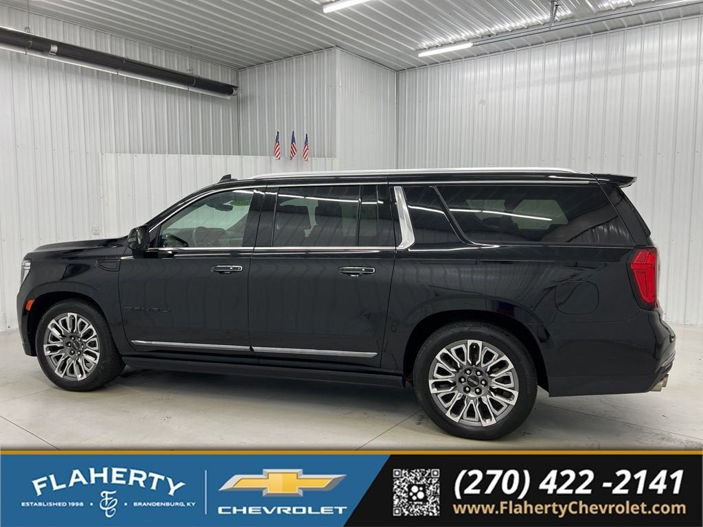 2023 GMC Yukon XL Denali Ultimate