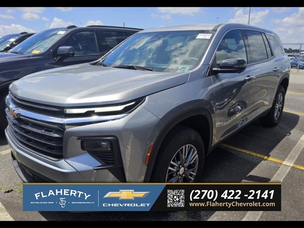 2024 Chevrolet Traverse LS