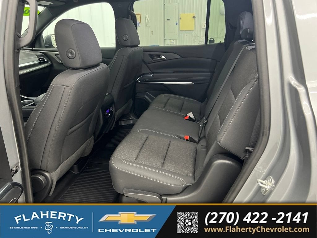 2024 Chevrolet Traverse LS