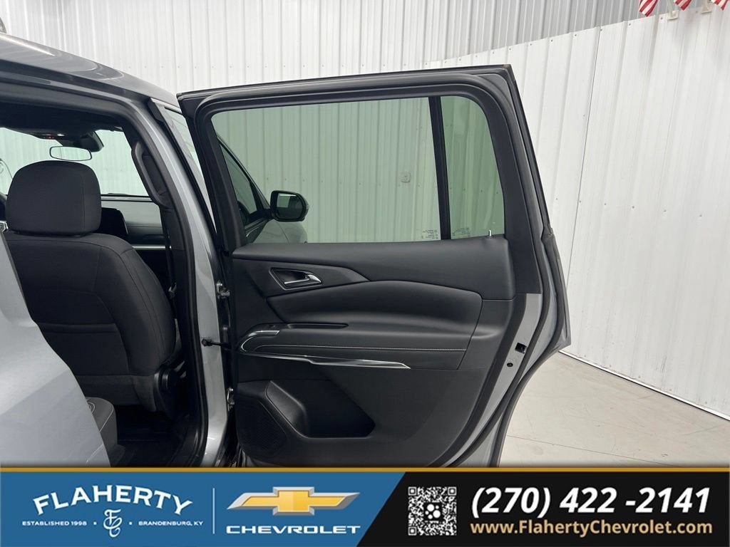 2024 Chevrolet Traverse LS