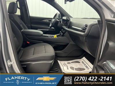 2024 Chevrolet Traverse LS