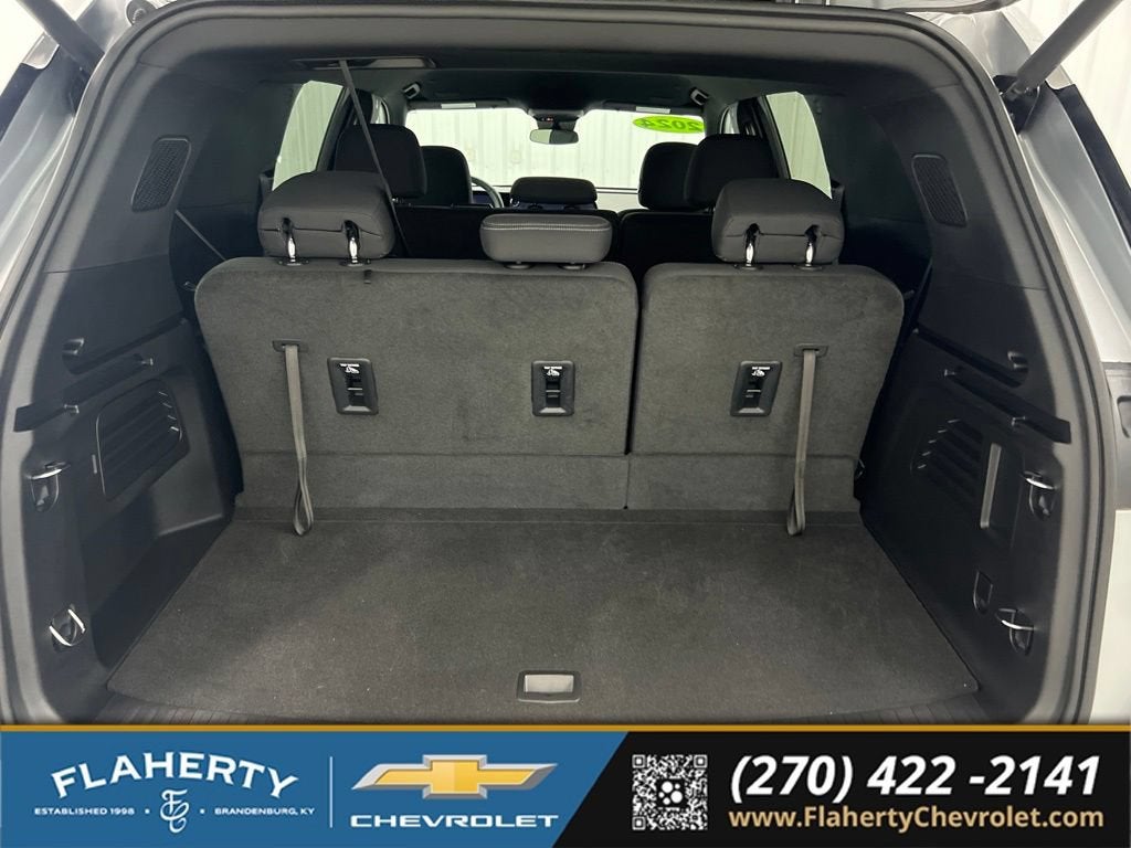 2024 Chevrolet Traverse LS