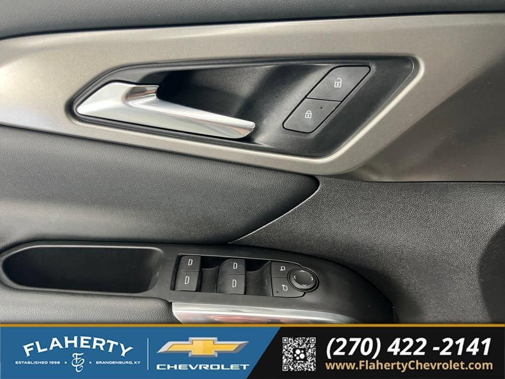 2024 Chevrolet Traverse LS