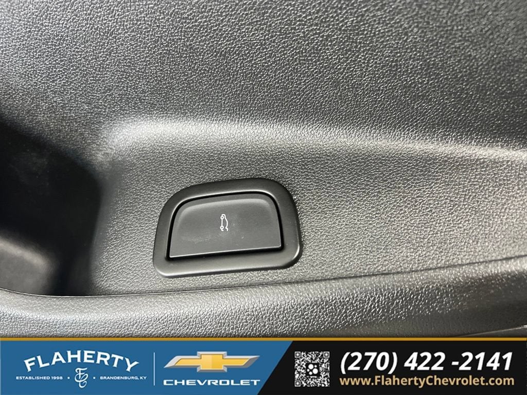 2024 Chevrolet Traverse LS