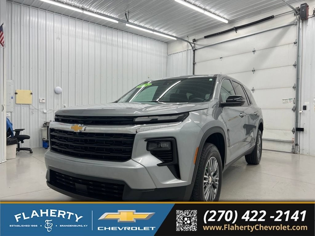 2024 Chevrolet Traverse LS