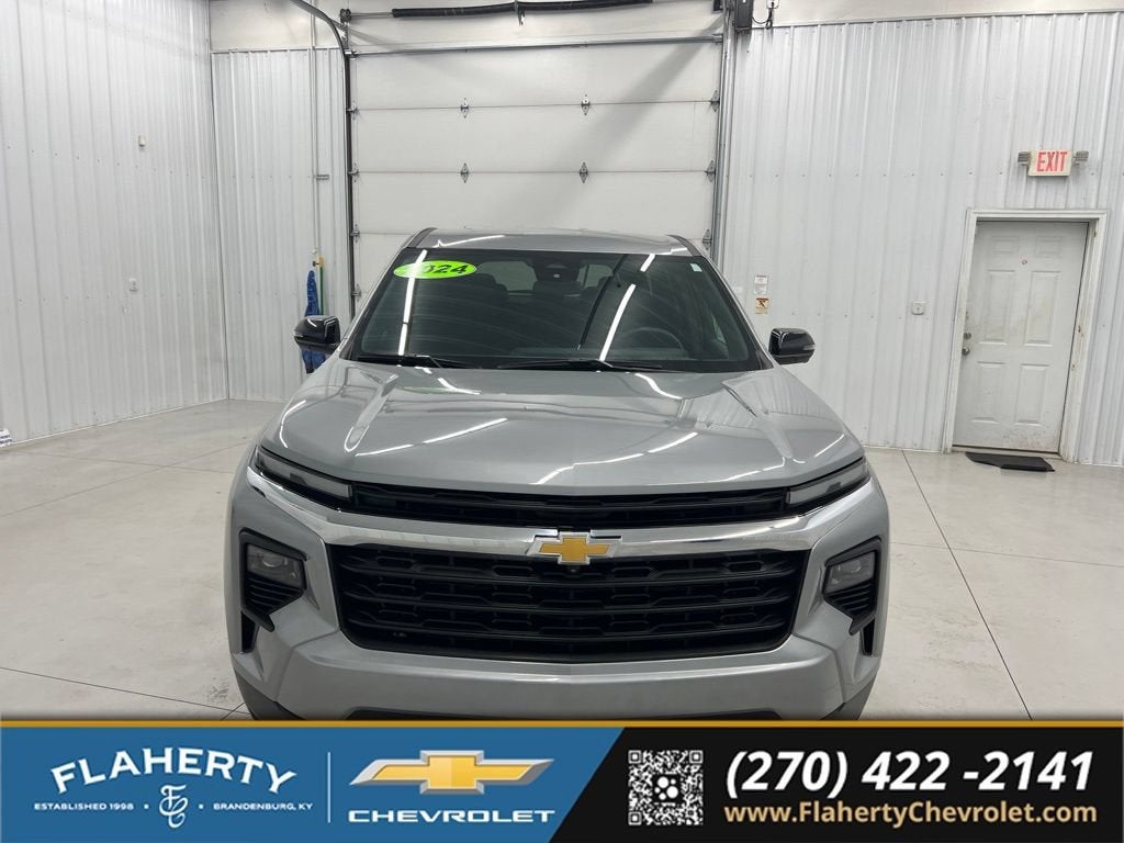 2024 Chevrolet Traverse LS