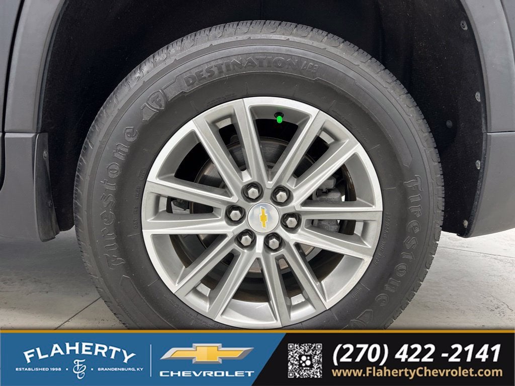 2022 Chevrolet Traverse LT Cloth