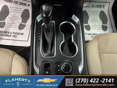 2022 Chevrolet Traverse LT Cloth