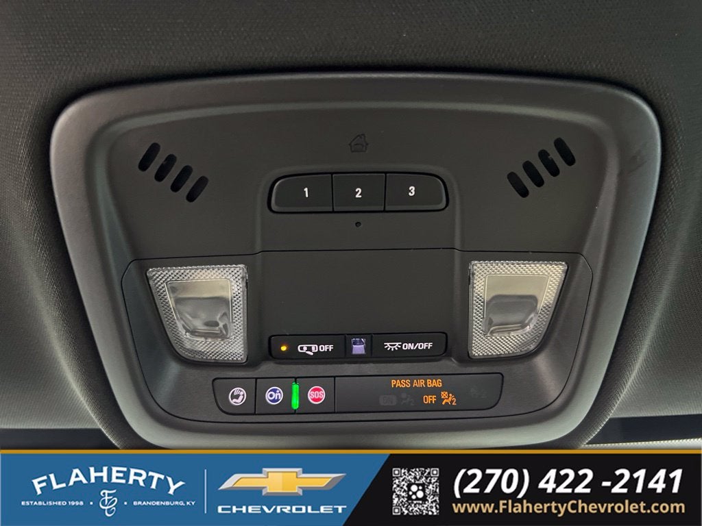 2022 Chevrolet Traverse LT Cloth