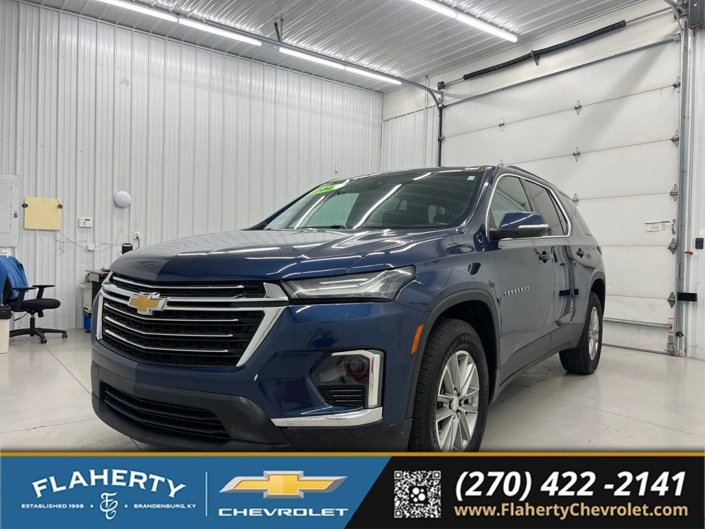 2022 Chevrolet Traverse LT Cloth