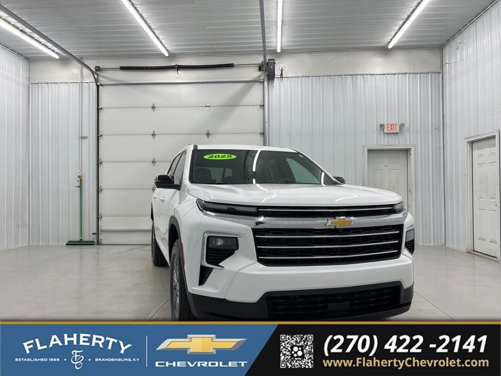 2025 Chevrolet Traverse LT