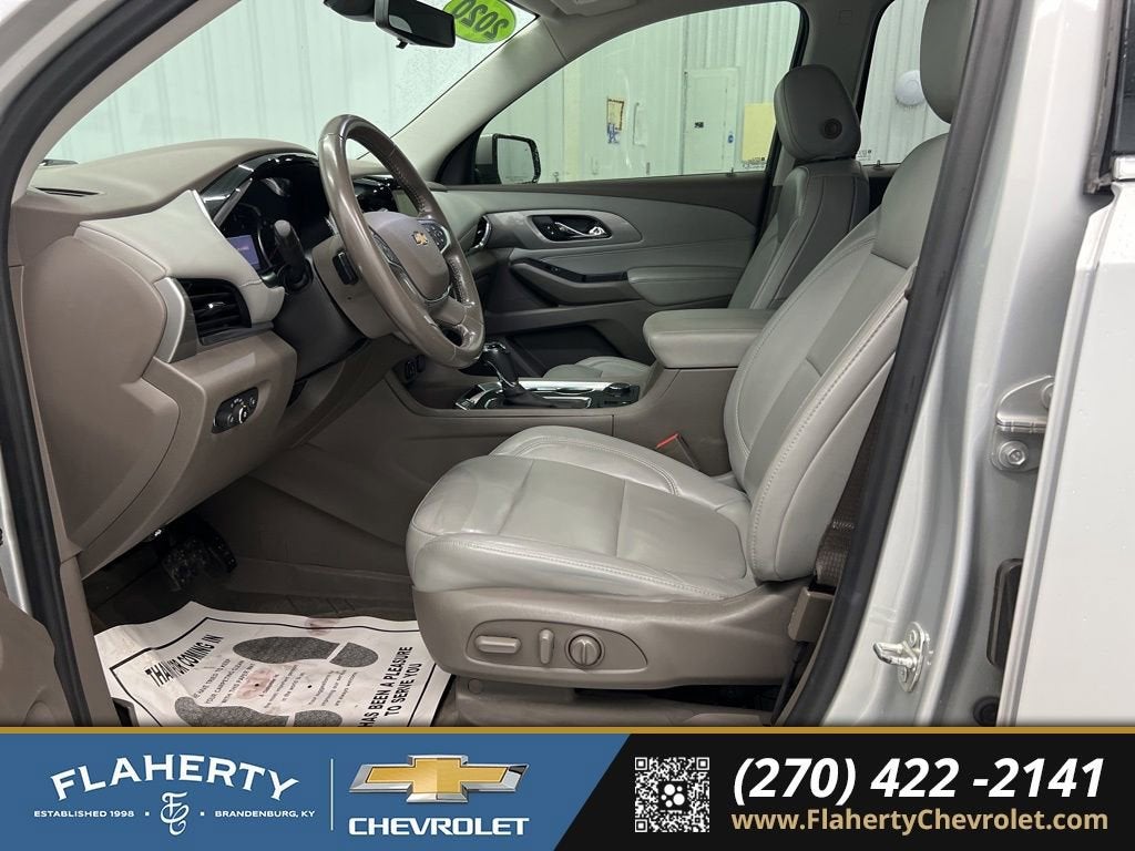 2020 Chevrolet Traverse LT Leather