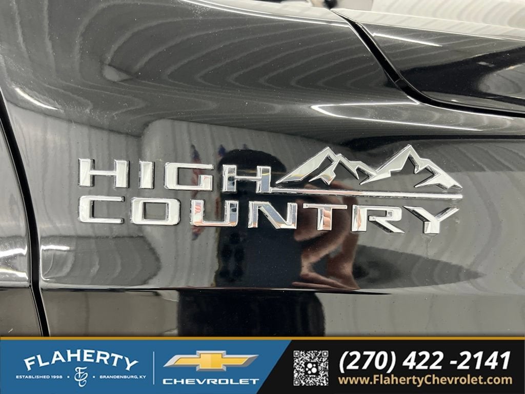 2025 Chevrolet Suburban High Country